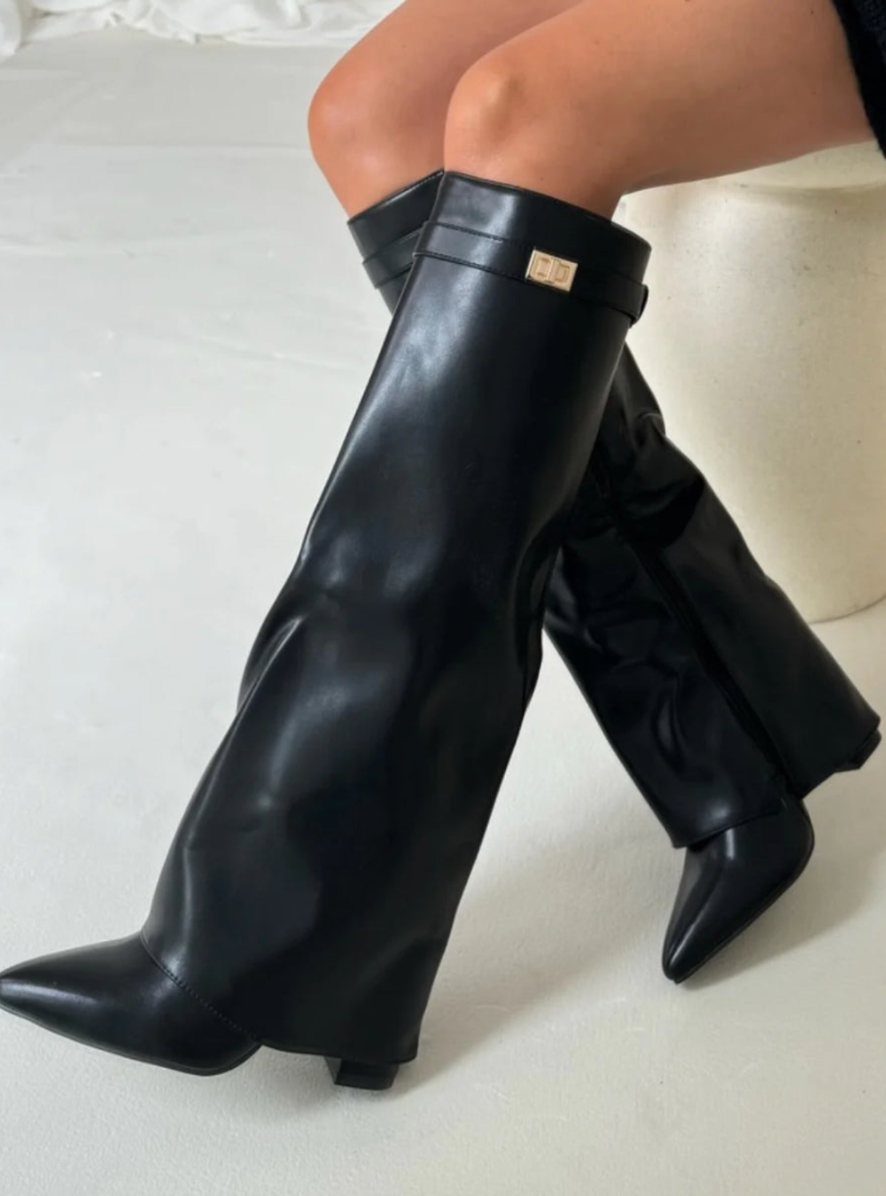 CHRISSY – WINTER CHARM BOOTS