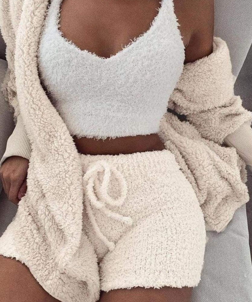 Leerna - Cozy Plush Knit Set