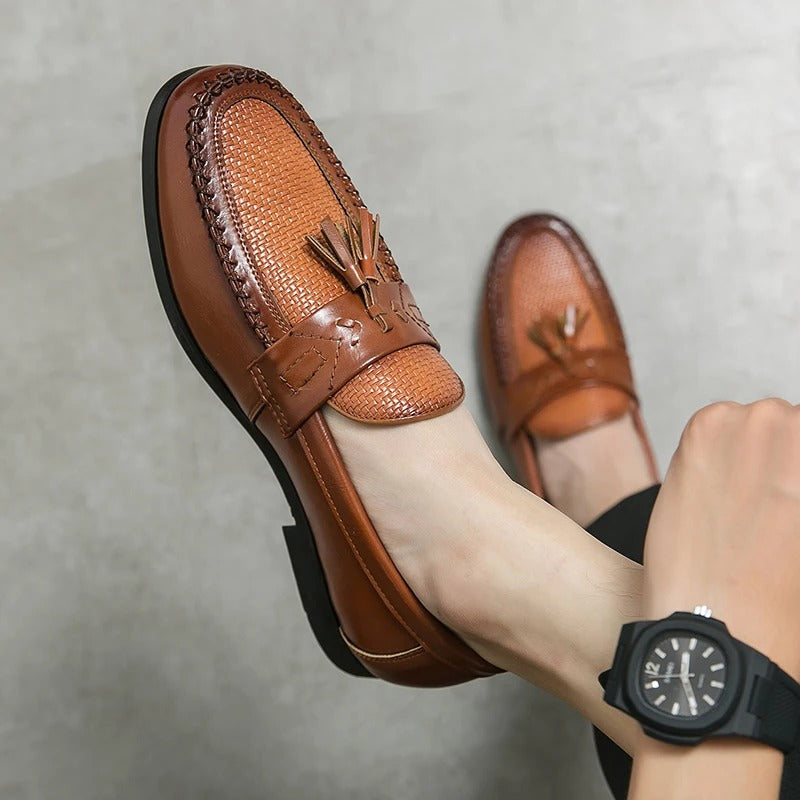 Victor™ - Sleek Leather Moccasin