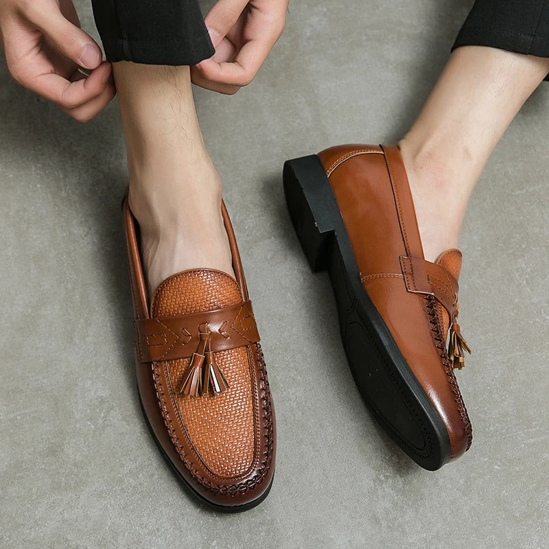 Victor™ - Sleek Leather Moccasin