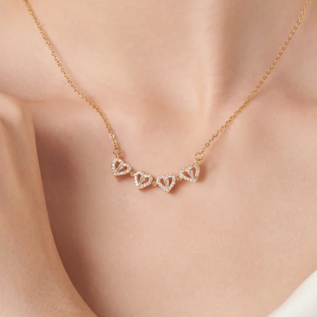 HEART CLOVER NECKLACE