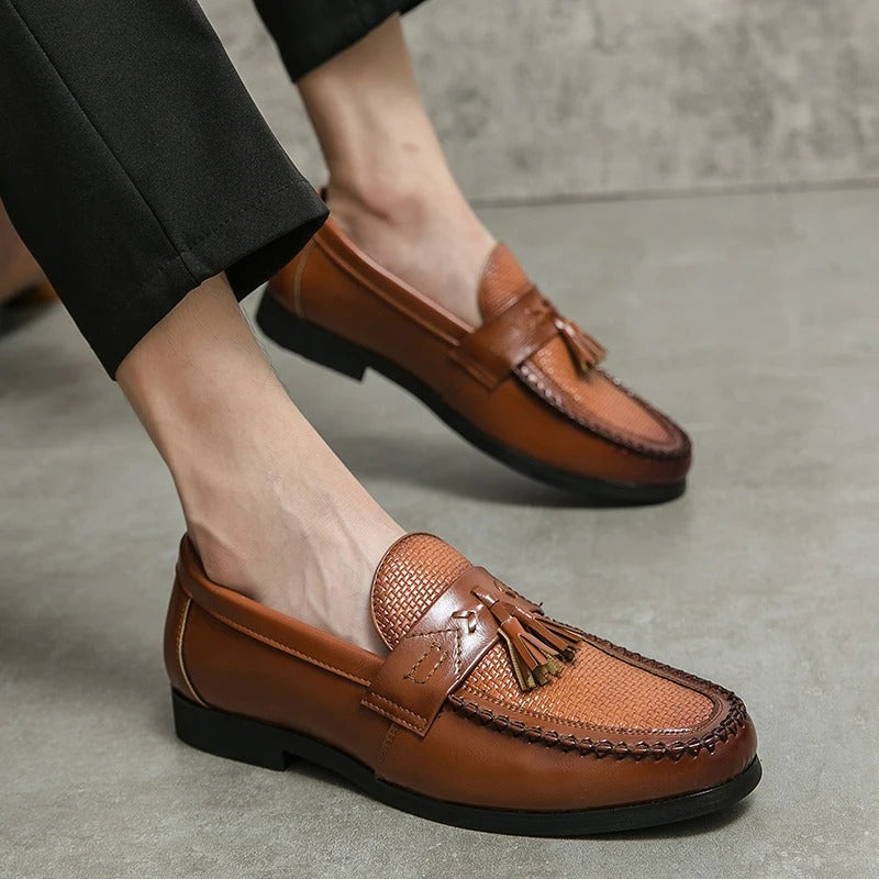 Victor™ - Sleek Leather Moccasin