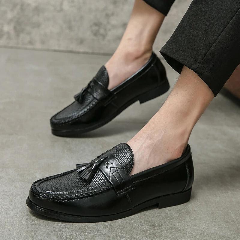 Victor™ - Sleek Leather Moccasin