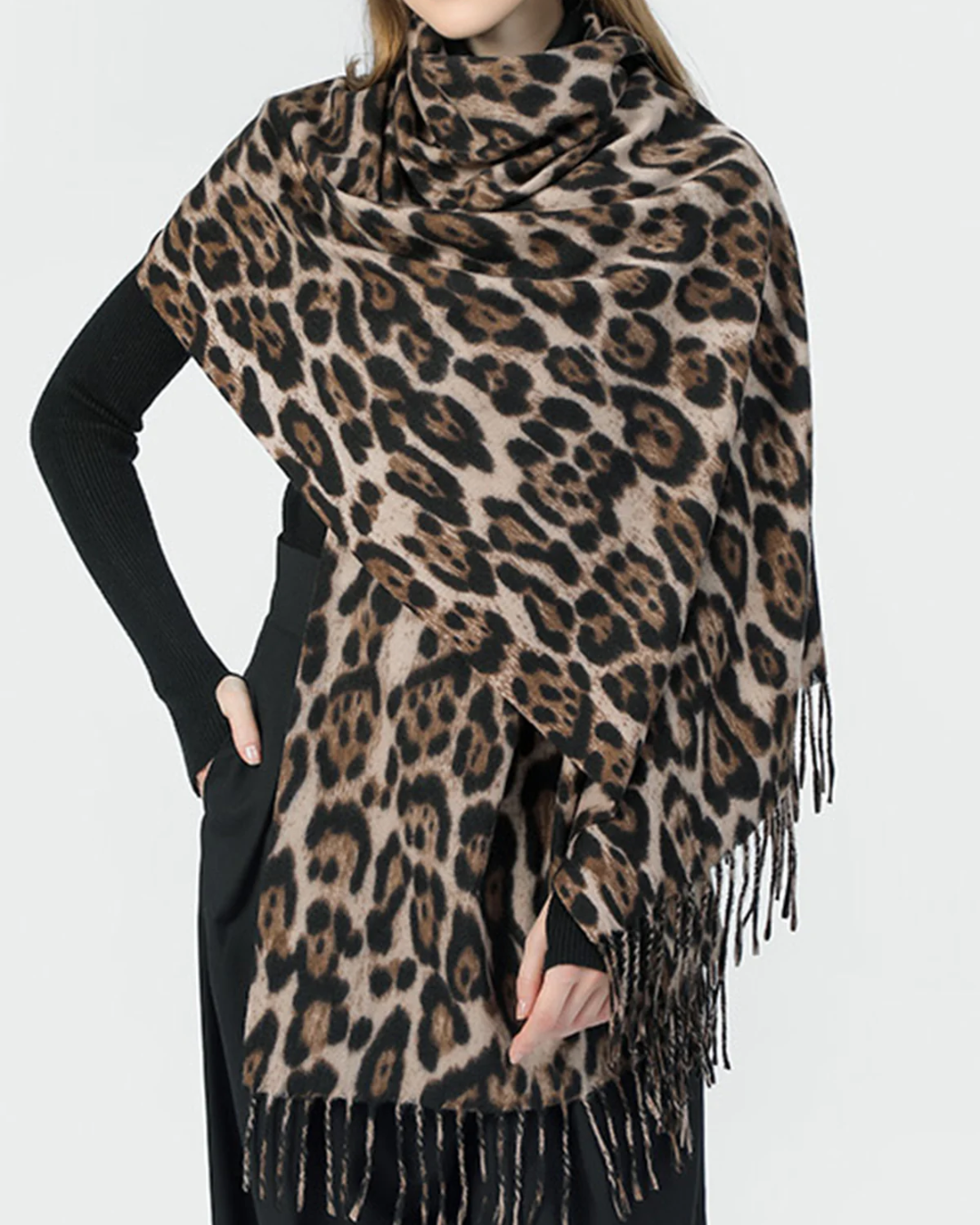 LEOPARD PRINT SCARF