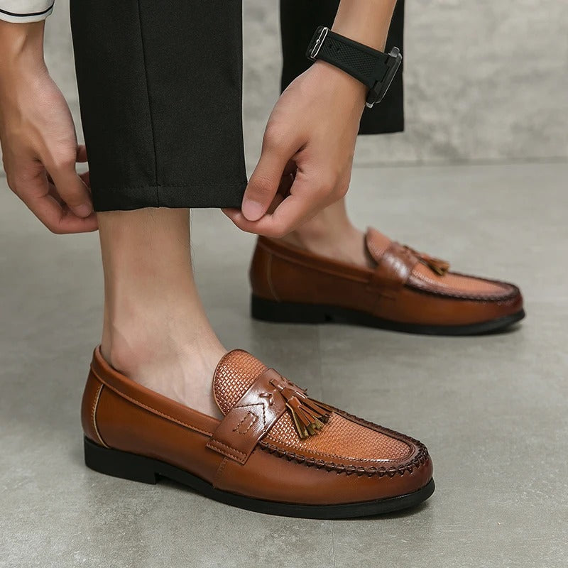 Victor™ - Sleek Leather Moccasin