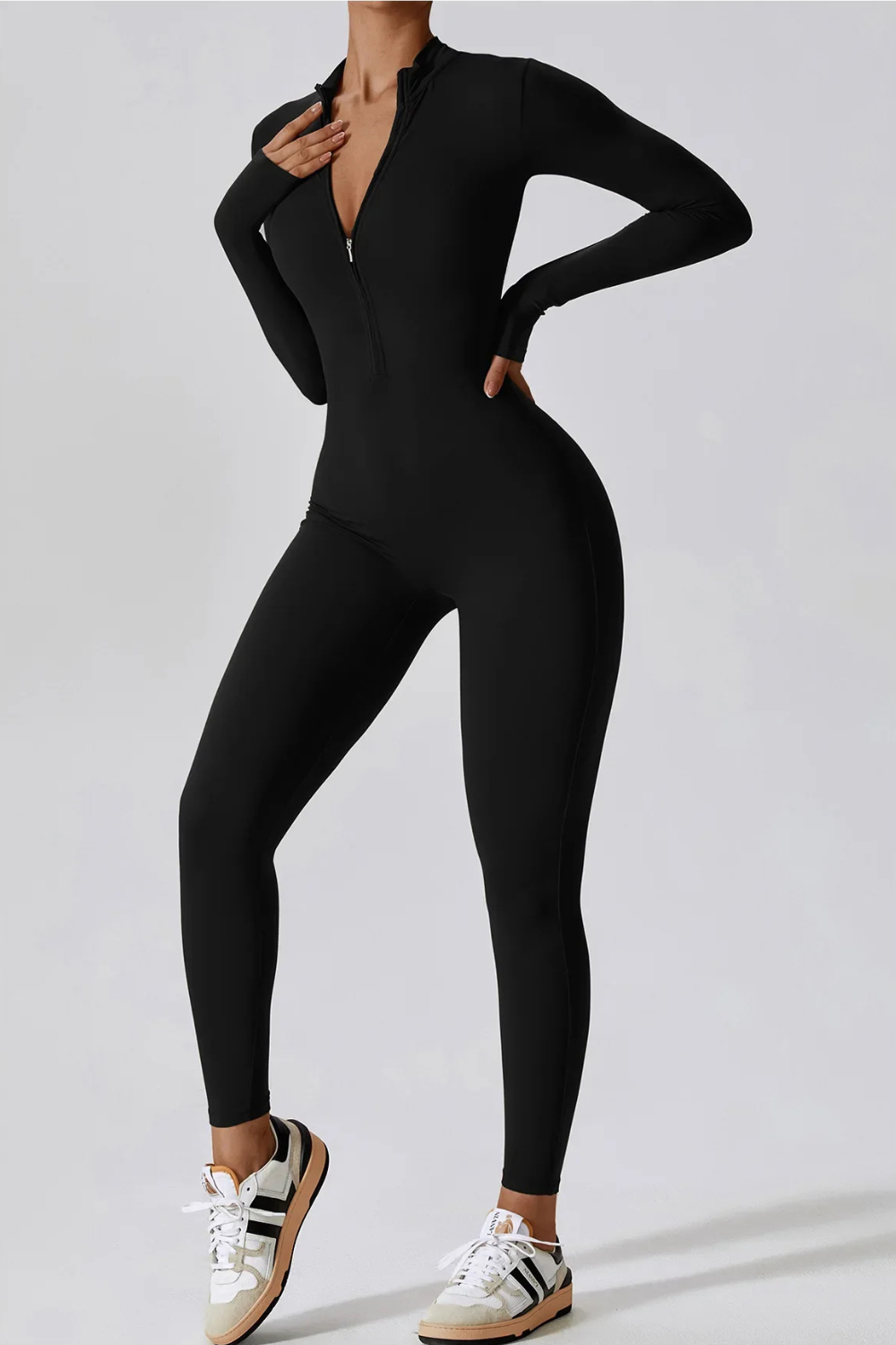 VALERIA - SEAMLESS LONG SLEEVE BODYSUIT