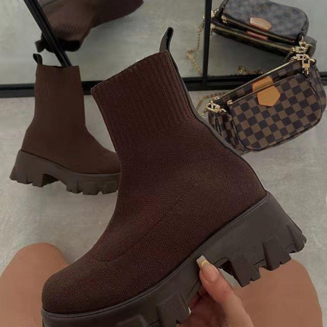 AUBREE - CLASSIC COZY BOOTS