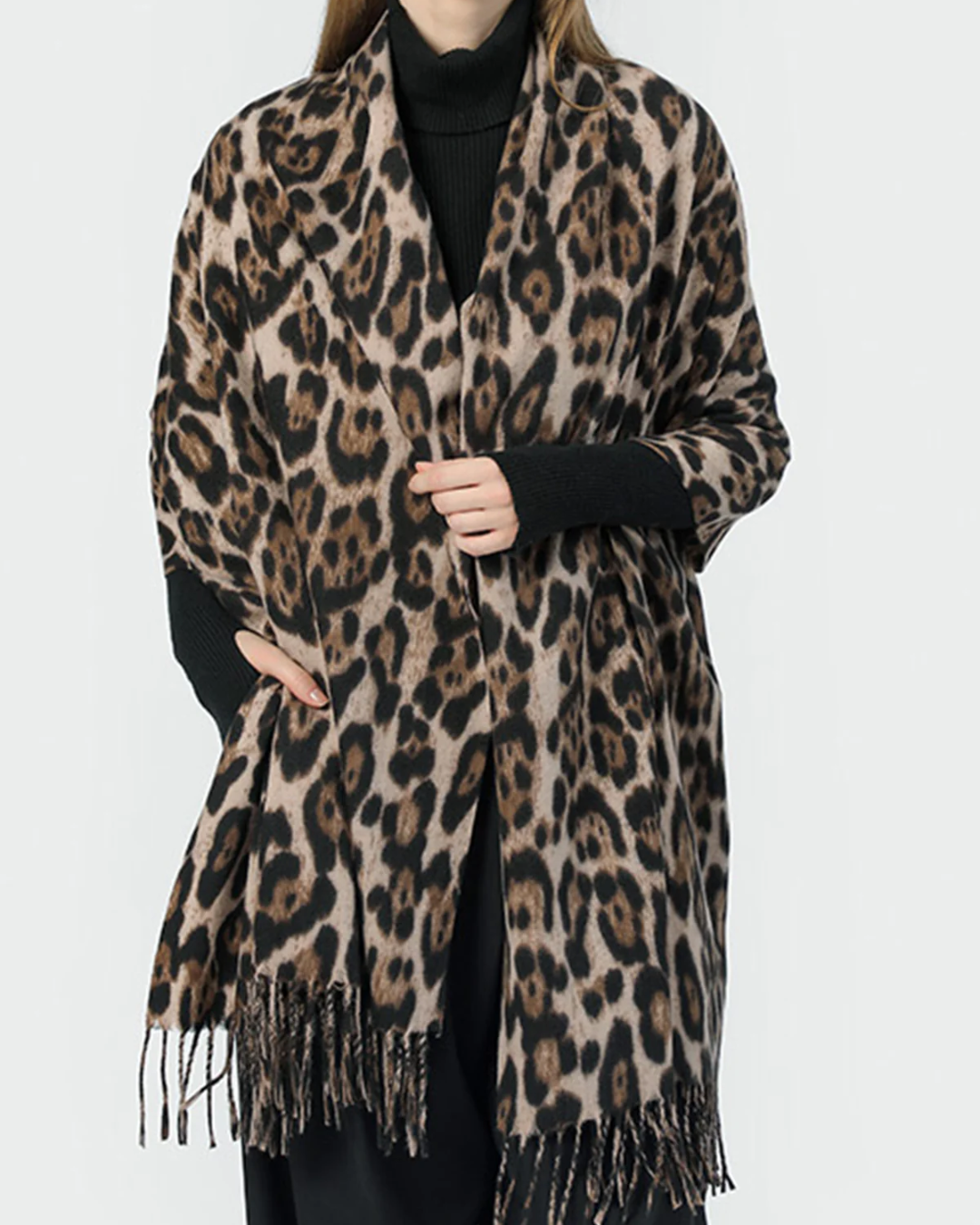 LEOPARD PRINT SCARF