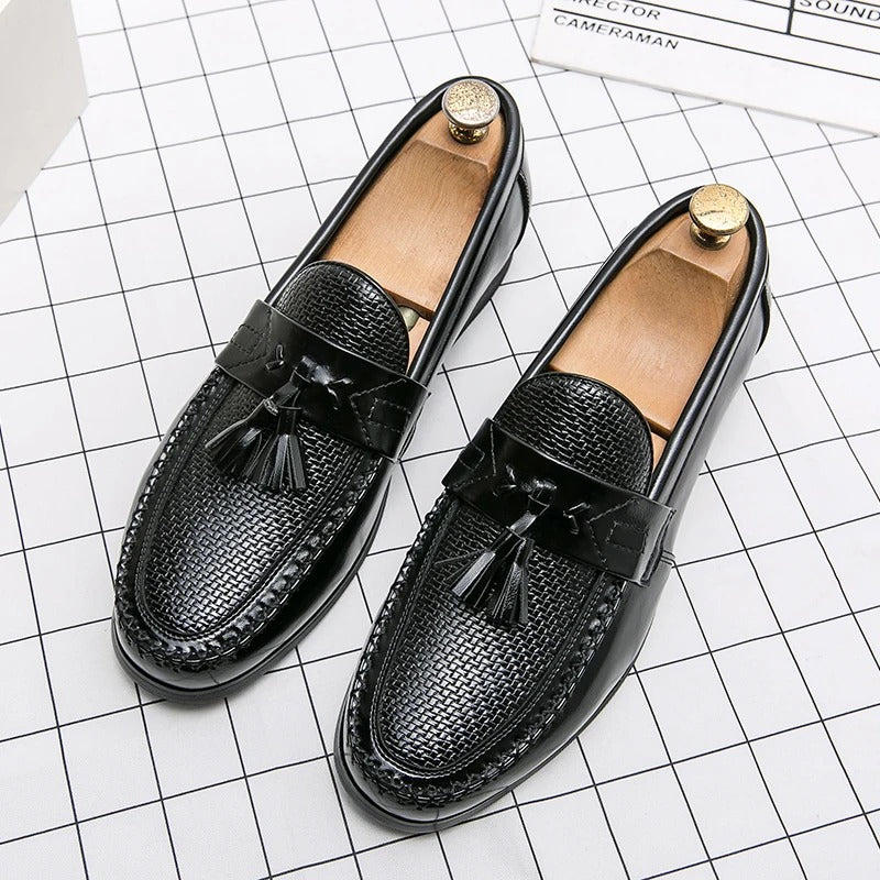 Victor™ - Sleek Leather Moccasin