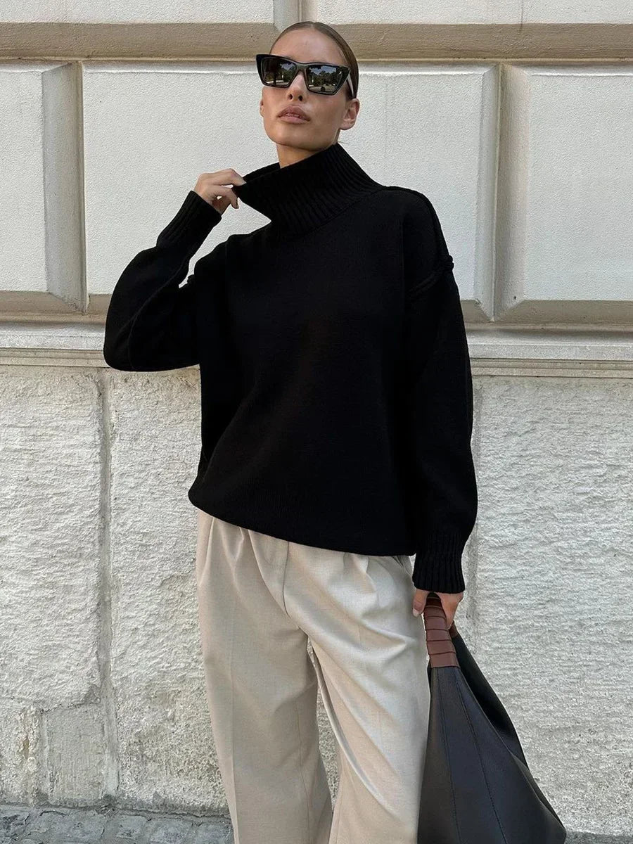 Amara™ - Luxe Knit Turtleneck