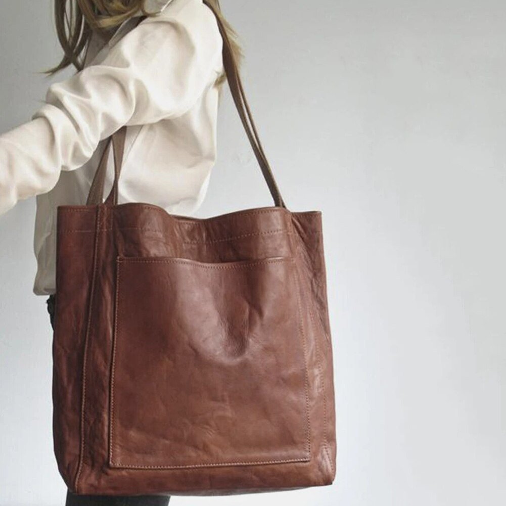 Avery™ - Classic Leather Travel Bag - Mia Montreal