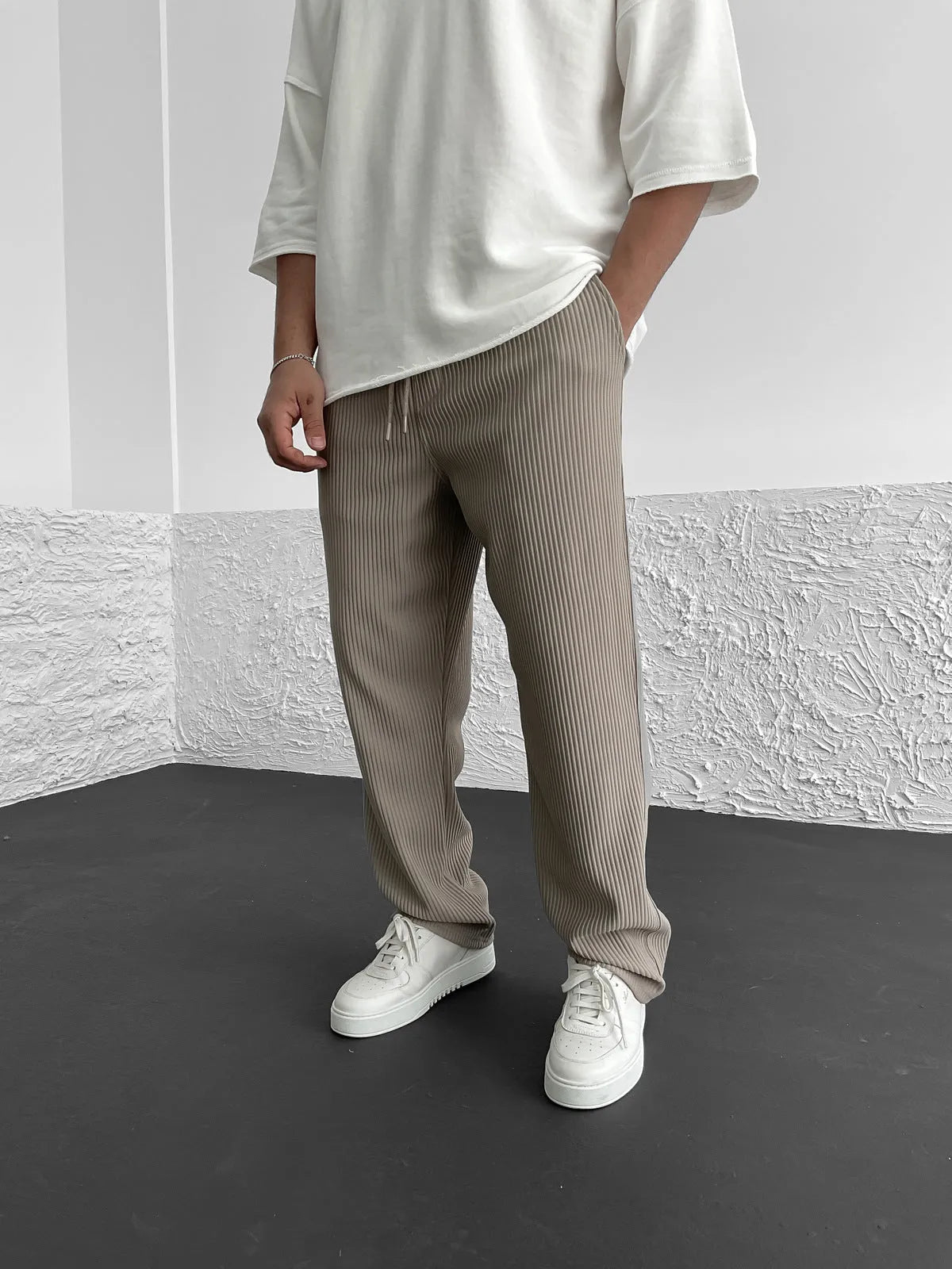 Connor™ - Modern Ribbed Luxury Pants - Mia Montreal