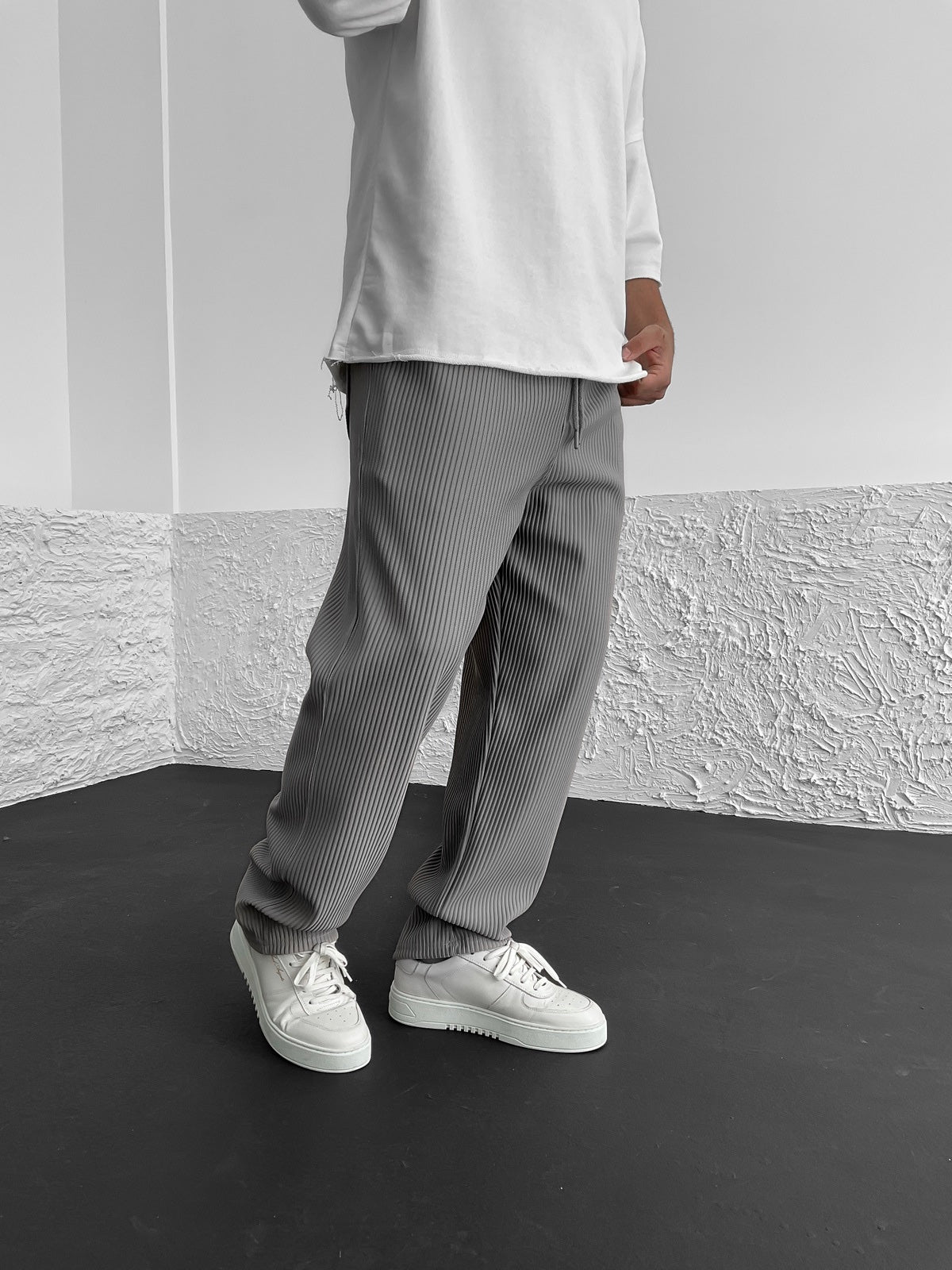 Connor™ - Modern Ribbed Luxury Pants - Mia Montreal