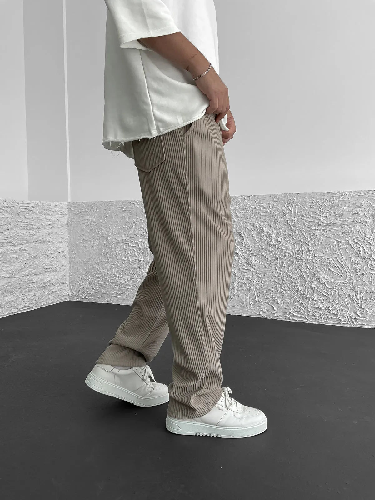 Connor™ - Modern Ribbed Luxury Pants - Mia Montreal