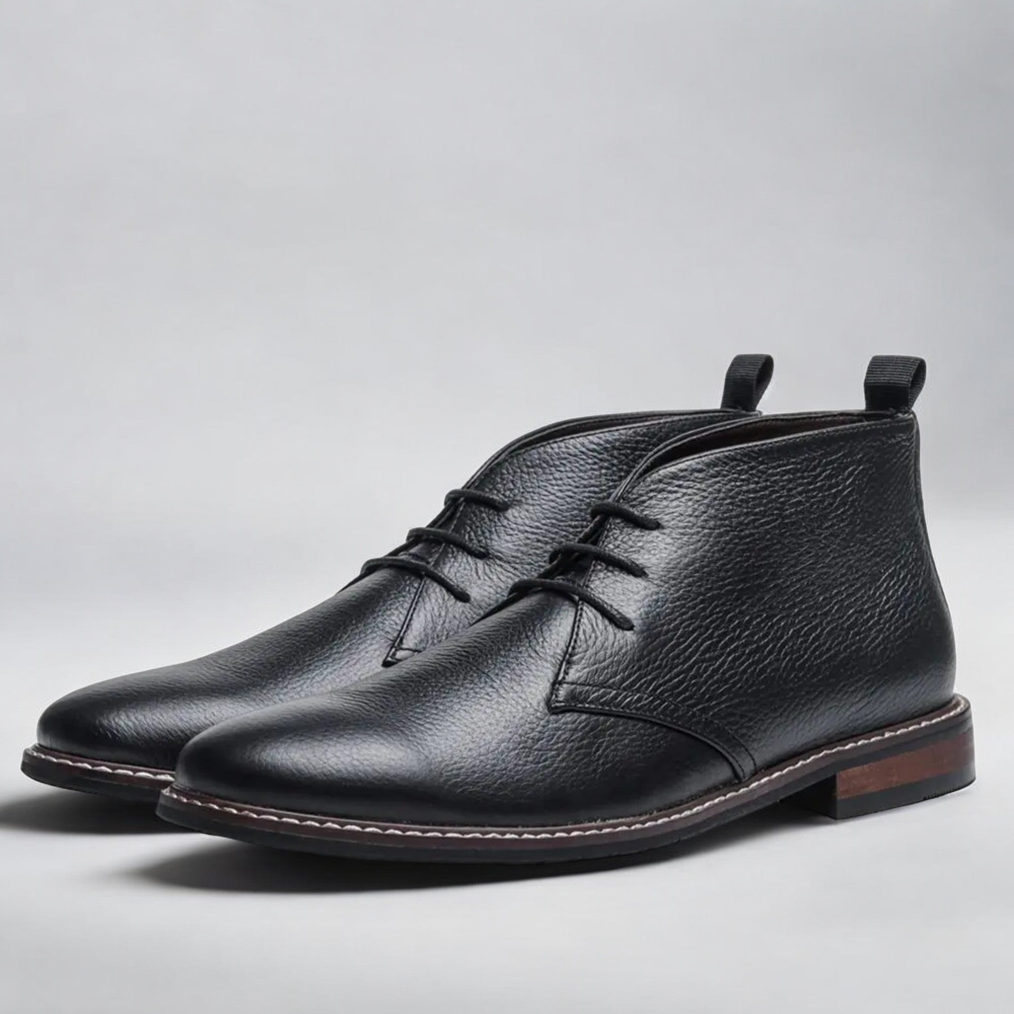 Luke™ - Classic Leather Chukka - Mia Montreal