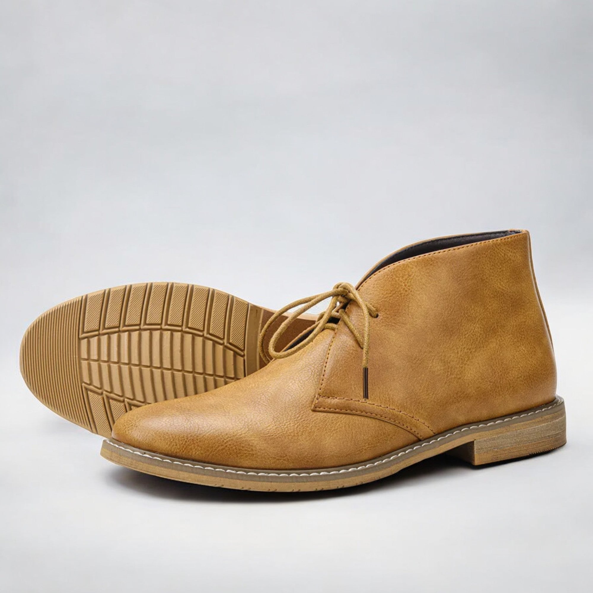 Luke™ - Classic Leather Chukka - Mia Montreal