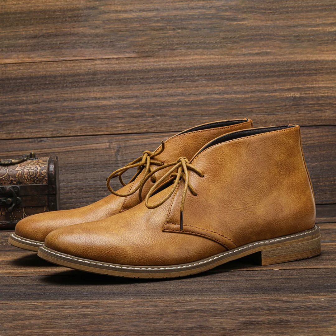 Luke™ - Classic Leather Chukka - Mia Montreal